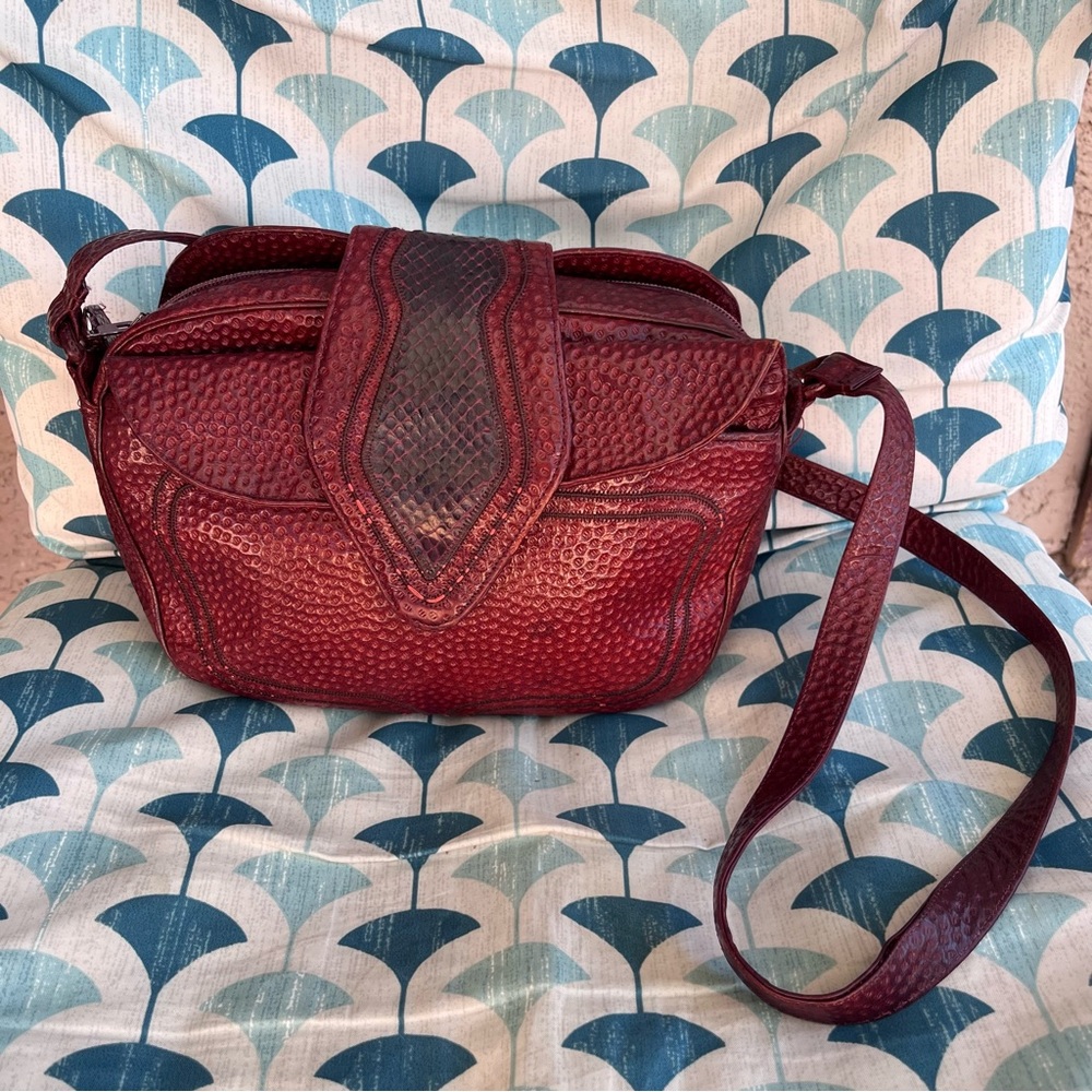 Sharif vintage mahogany crocodile leather purse
